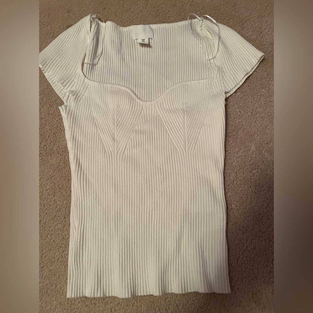 NWOT! H&M ‘Rib-Knit Top’ - Picture 6 of 7